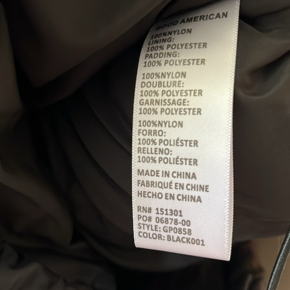 🖤GOOD AMERICAN CROPPED PUFFER JACKET IN BLACK 3 L - Picture 8 of 8